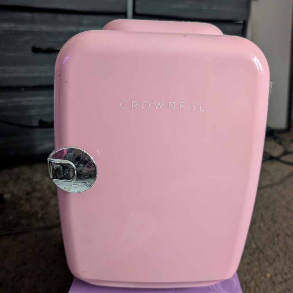 CROWNFUL Pink Mini Fridge